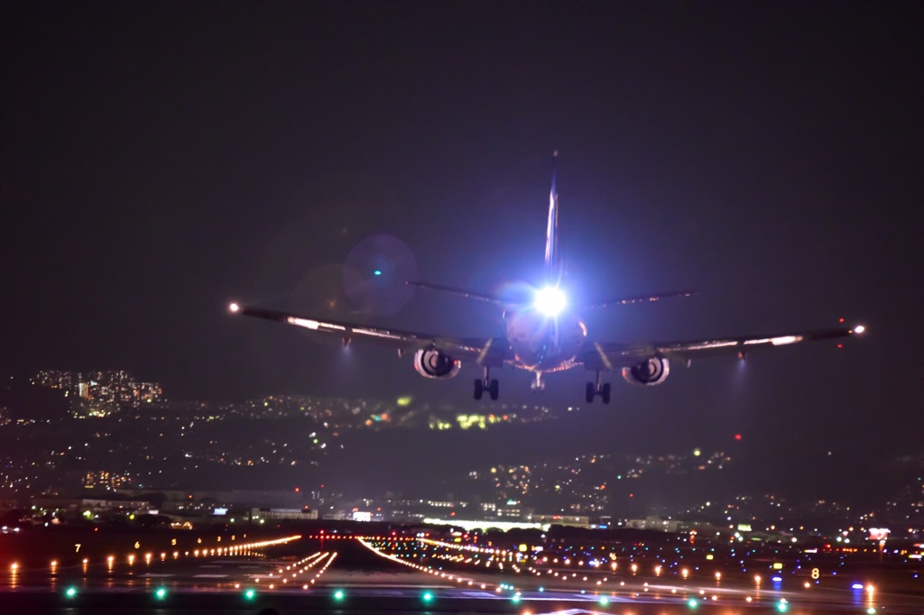 伊丹の夜景と夜間飛行