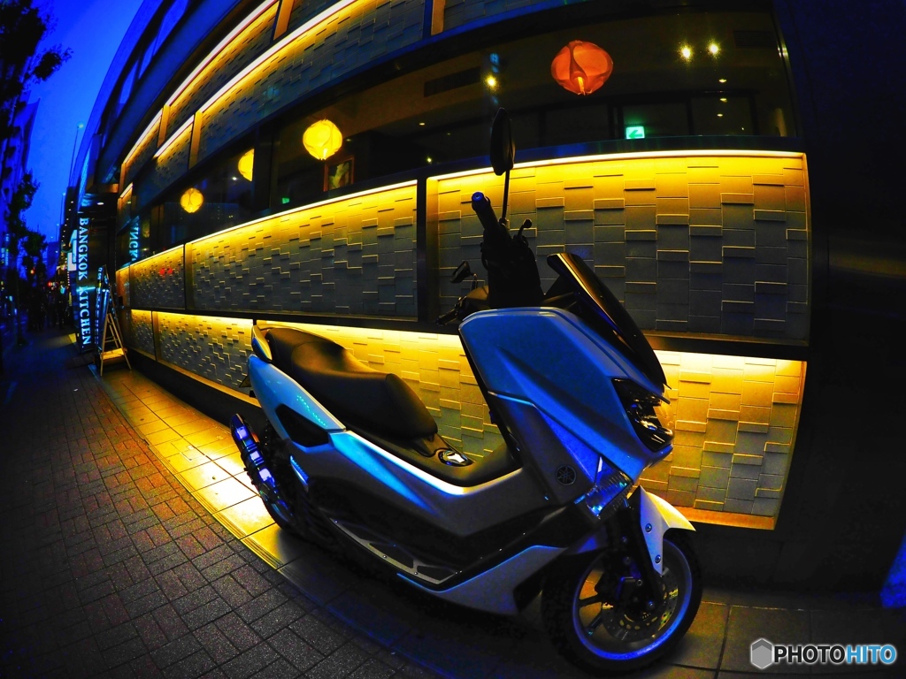 Tokyo Bangkok Night