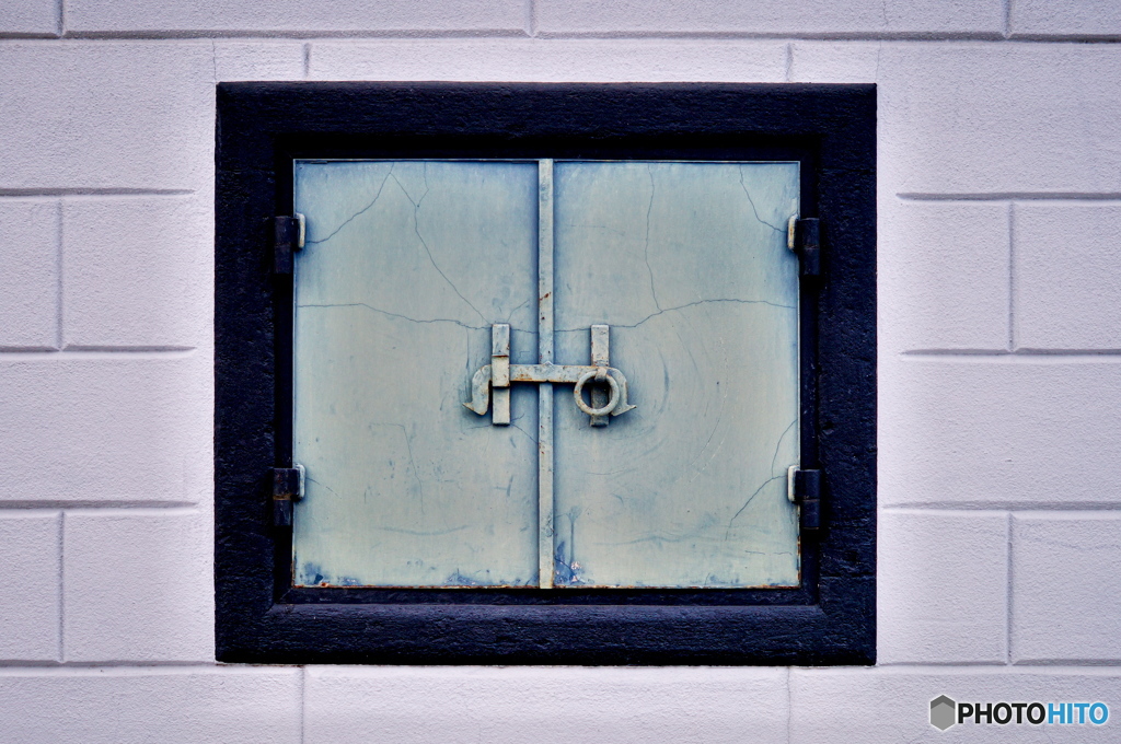 KURA -Locked-