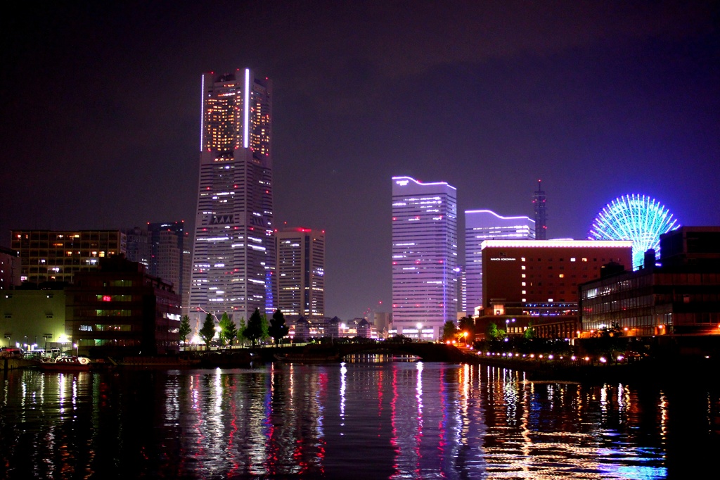 横浜みなとみらい夜景　