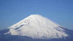 霊　峰