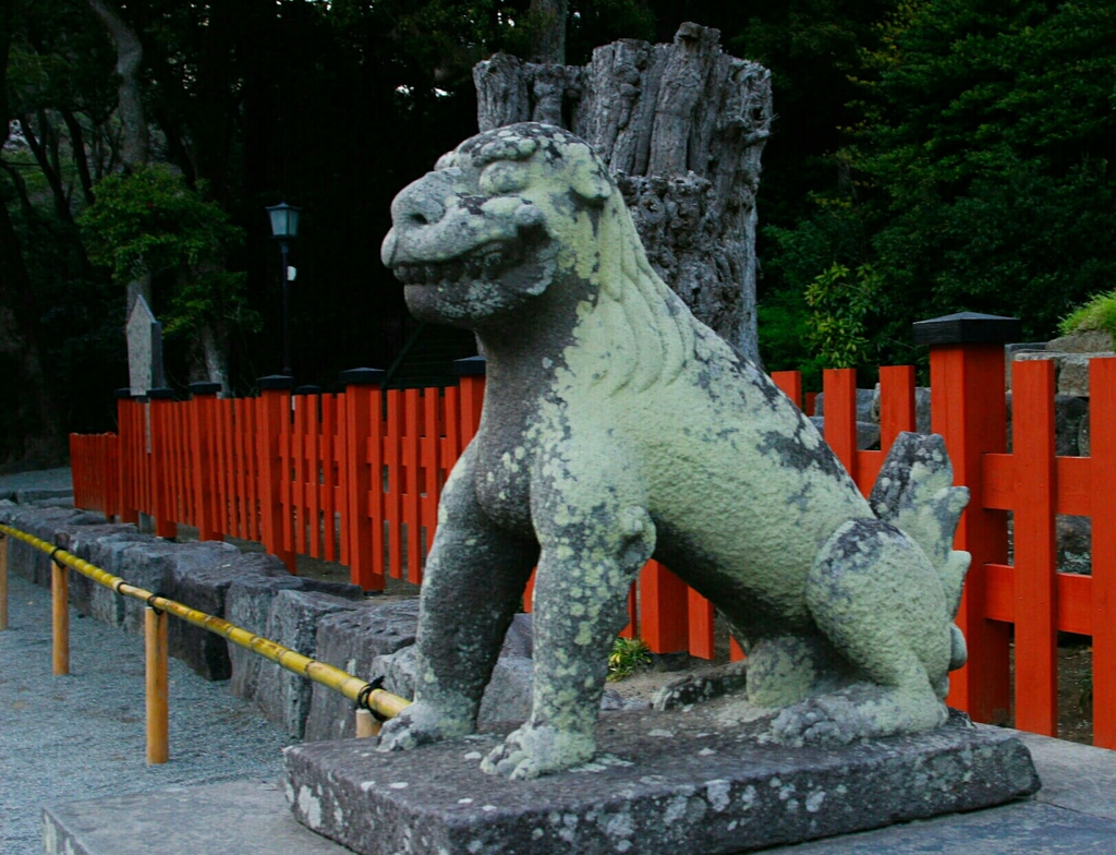 鶴岡八幡宮の狛犬