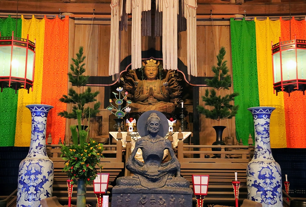 鎌倉紀行(六)　堂内