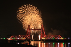 花火と昇開橋 (4)