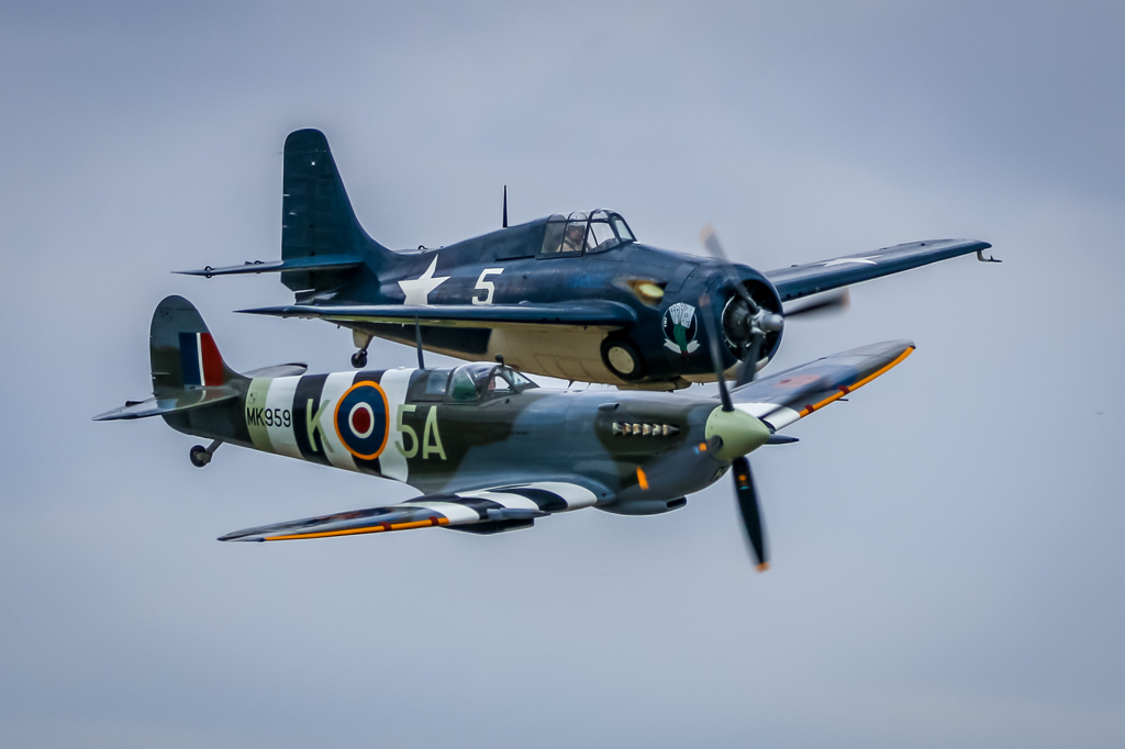 F-4-F, Spitfire