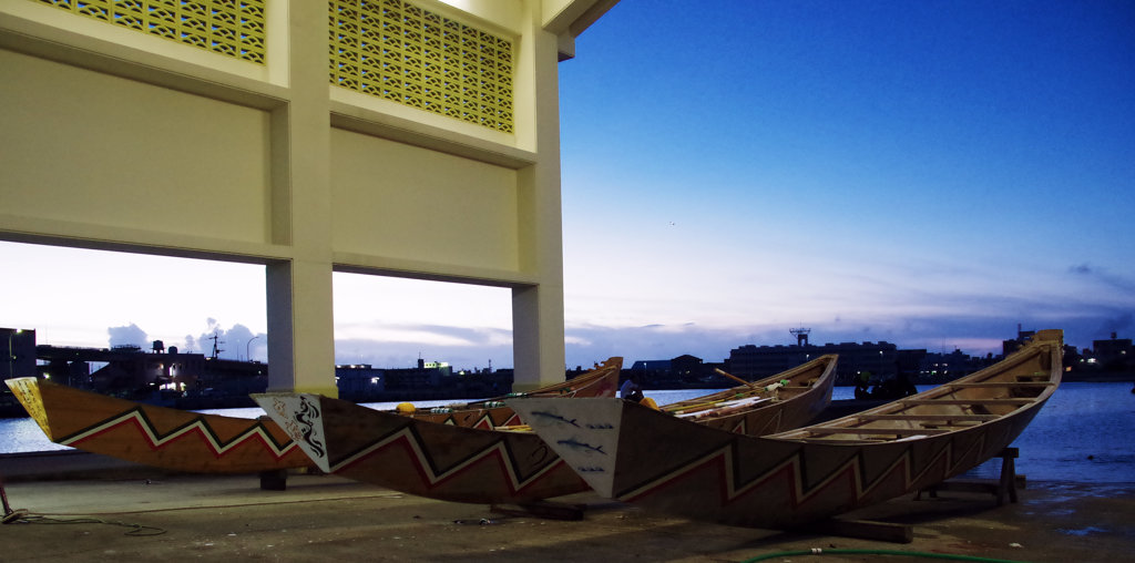 海人の町の夕暮れ