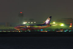夜の空港