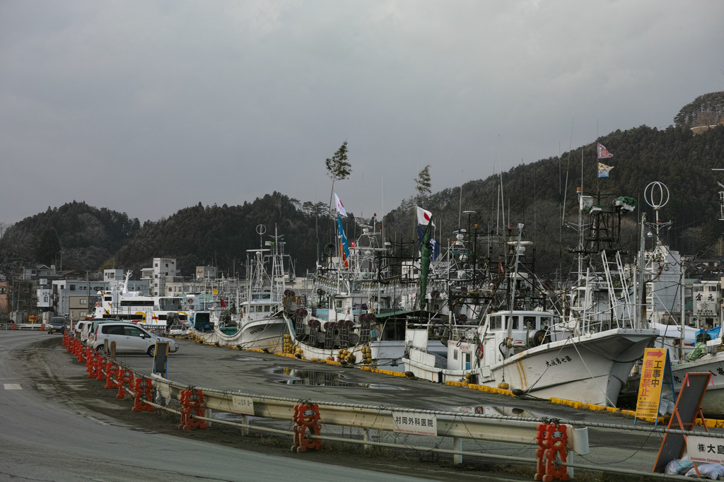 年の瀬の港