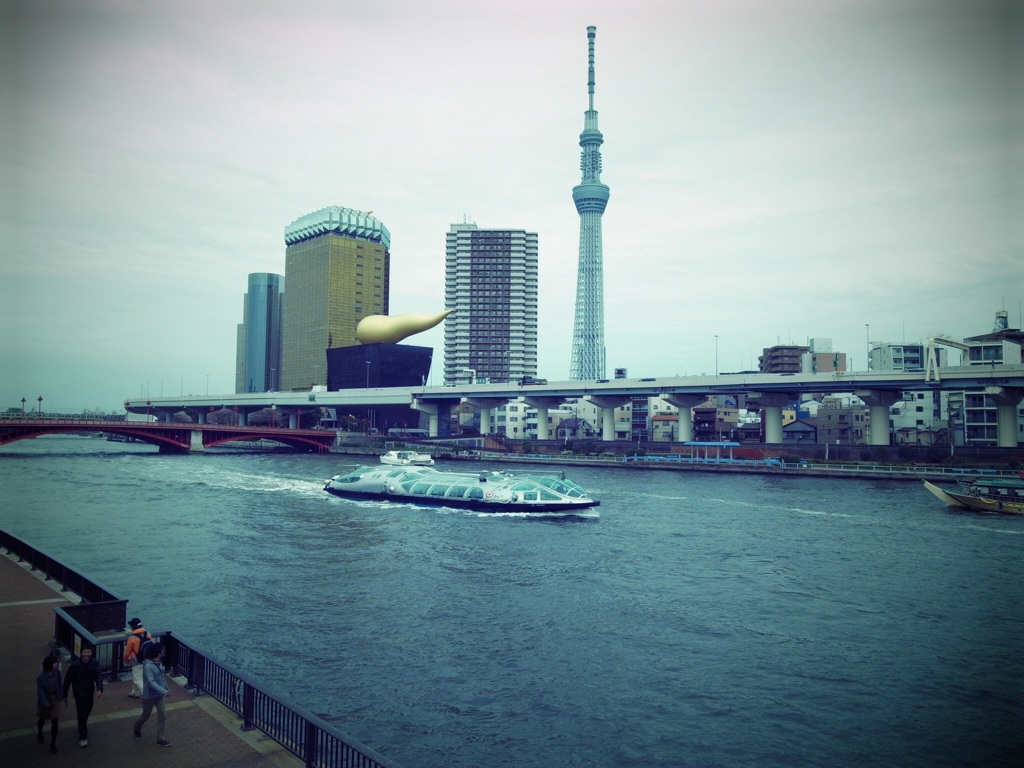 ぼった◯り船