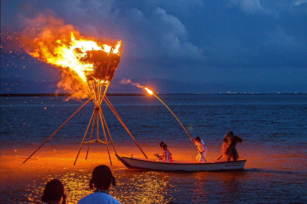 不知火 海の火祭り　3