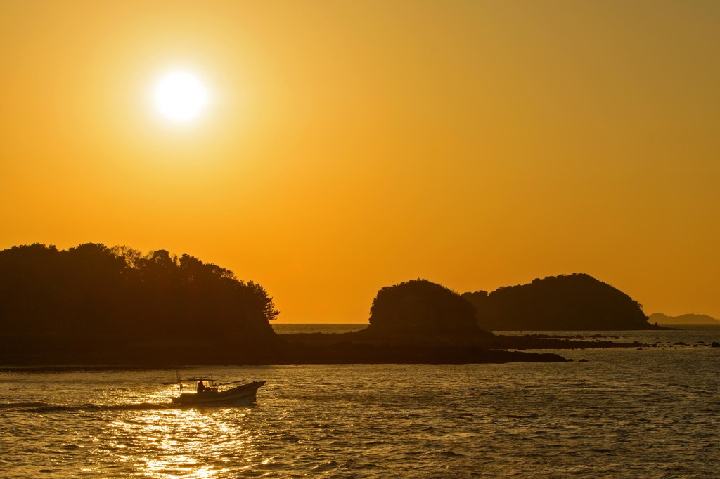 満足のだるま夕陽　１