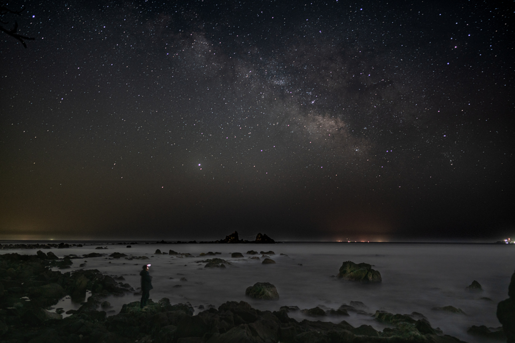 三ツ石海岸の夜