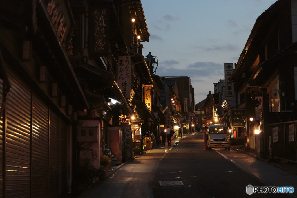 新勝寺参道