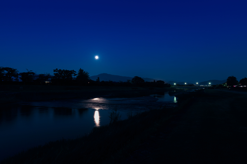  Blue Night 鴨川