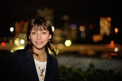 夜風吹く汐留でルカさん個撮③