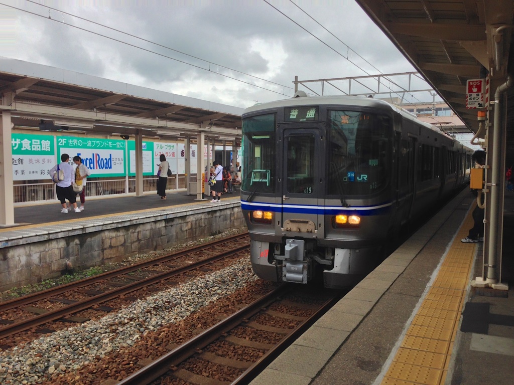 小杉駅　普通列車