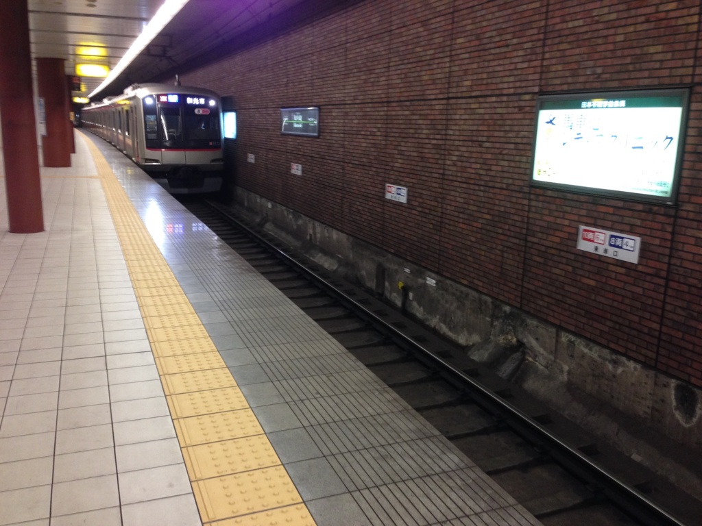 日本大通り駅