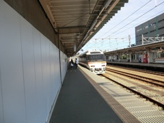 富山駅　ワイドビューひだ