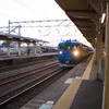 普通列車　JR高岡駅