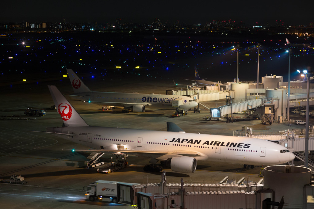 A night view of T.I.A