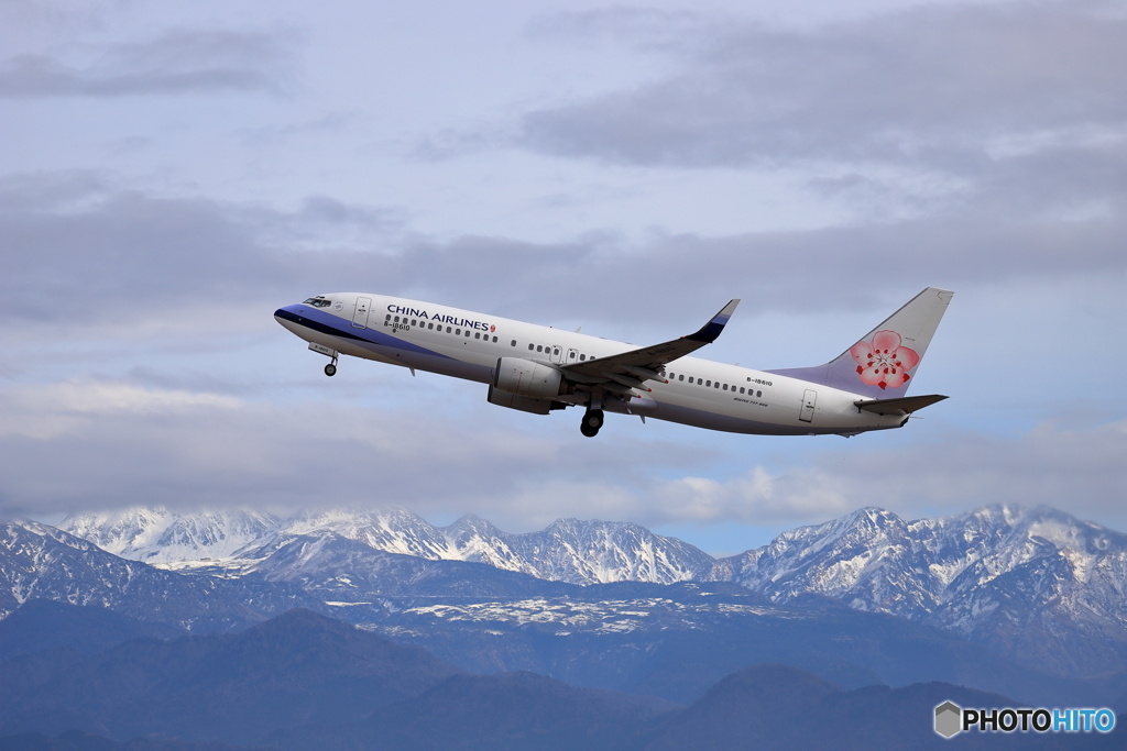 富山きときと空港　テイクオフ