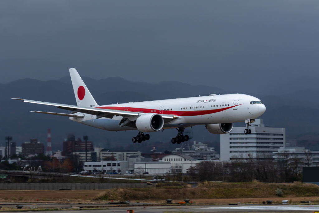 ７７７〜鉛色の空にシグナスがやって来た。