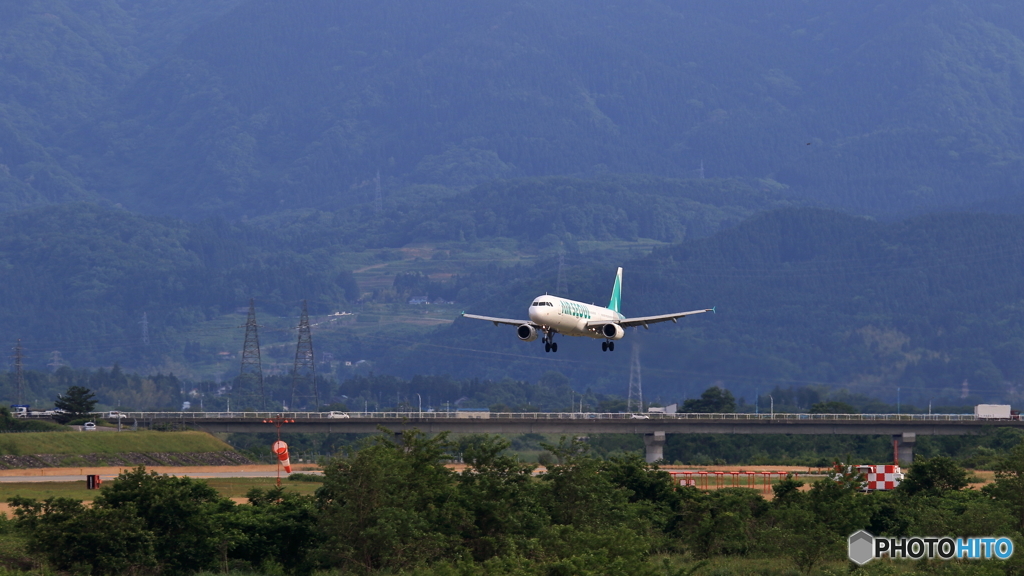 富山きときと空港３