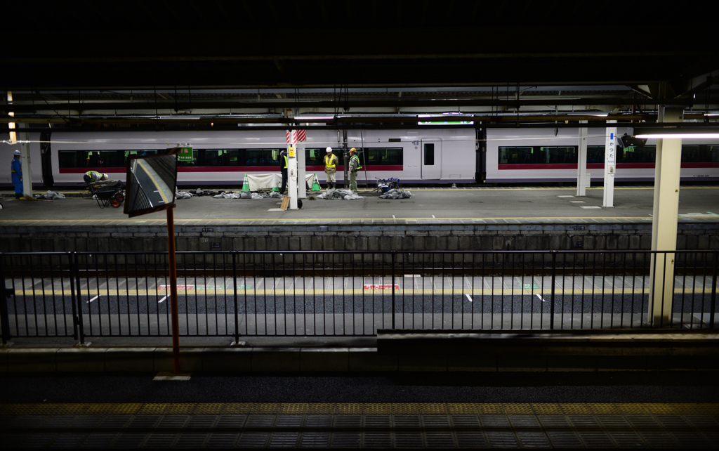 深夜の勝田駅