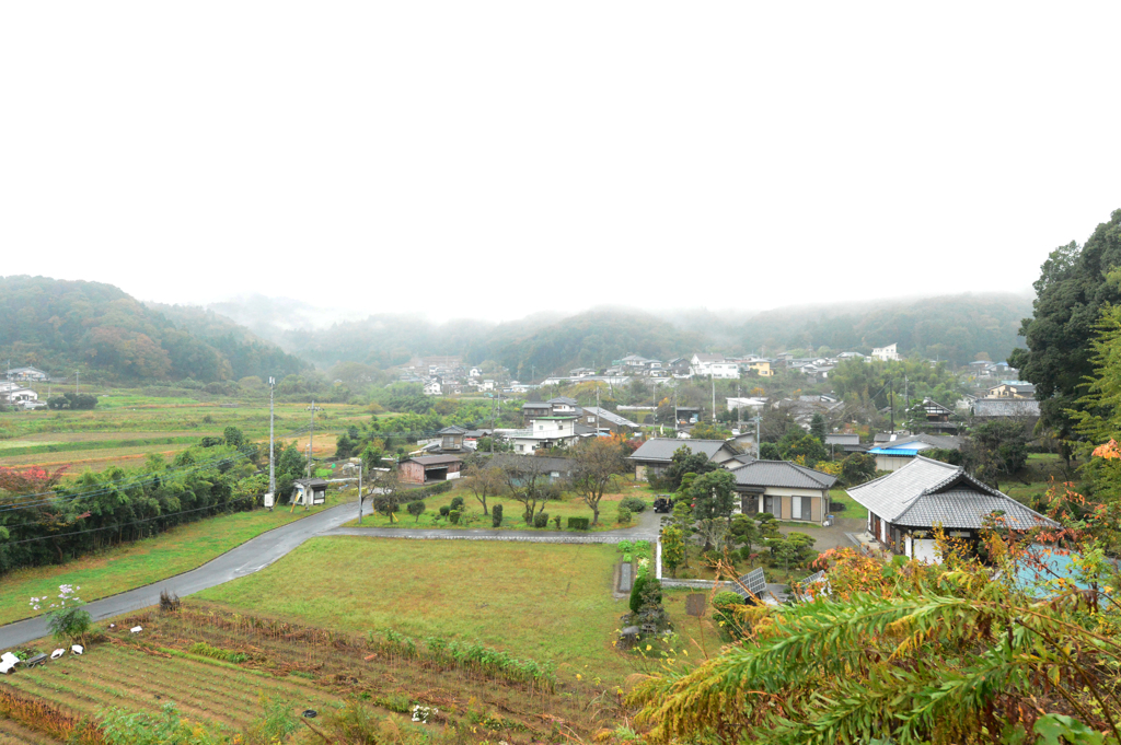11/12 霧雨に煙る西町