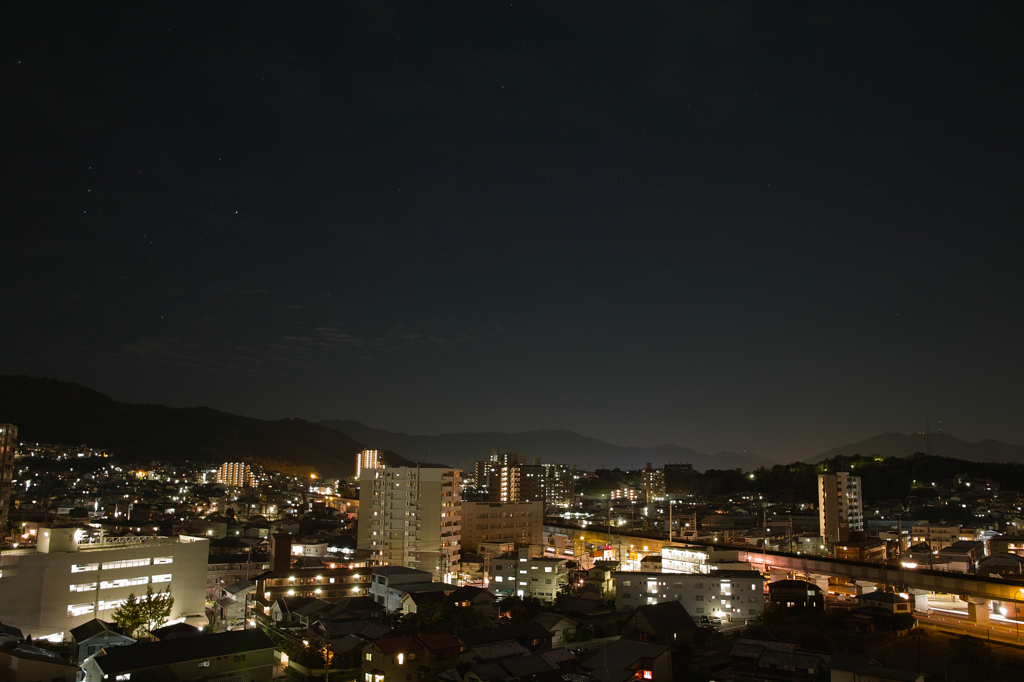 十三夜　の街