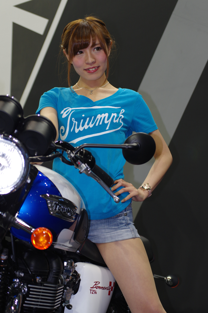 TRIUMPH_4469