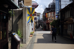 武家屋敷を外れると