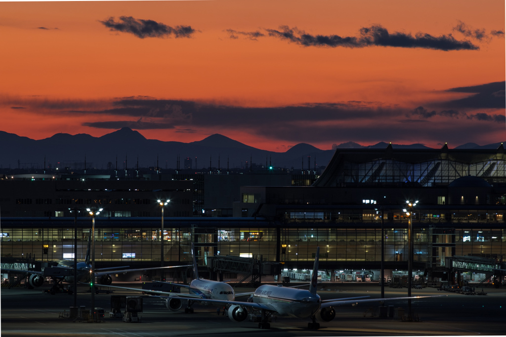 正月の夕暮れ in HND