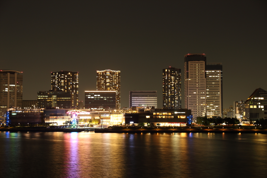 湾岸摩天楼