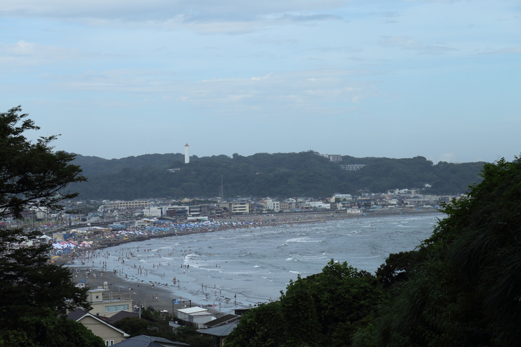 浜辺の喧騒