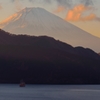 海賊船と富士