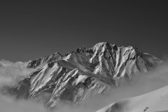 浮かぶ山