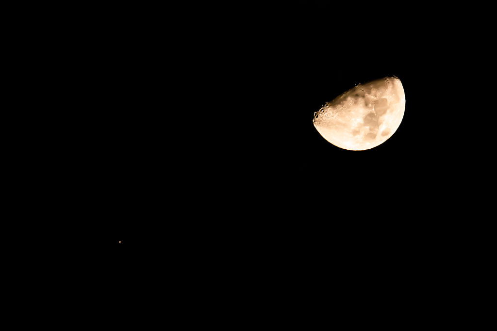 月と火星