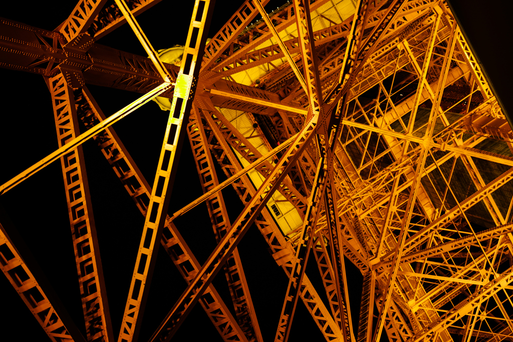 支えるのに必要なだけ