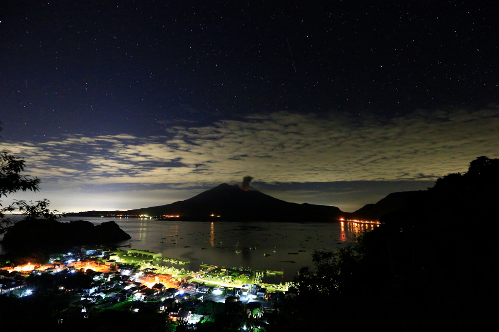 夜の桜島