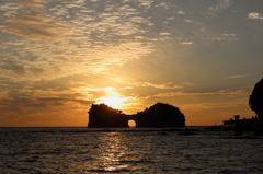 ～秋空に暮れる～円月島にて