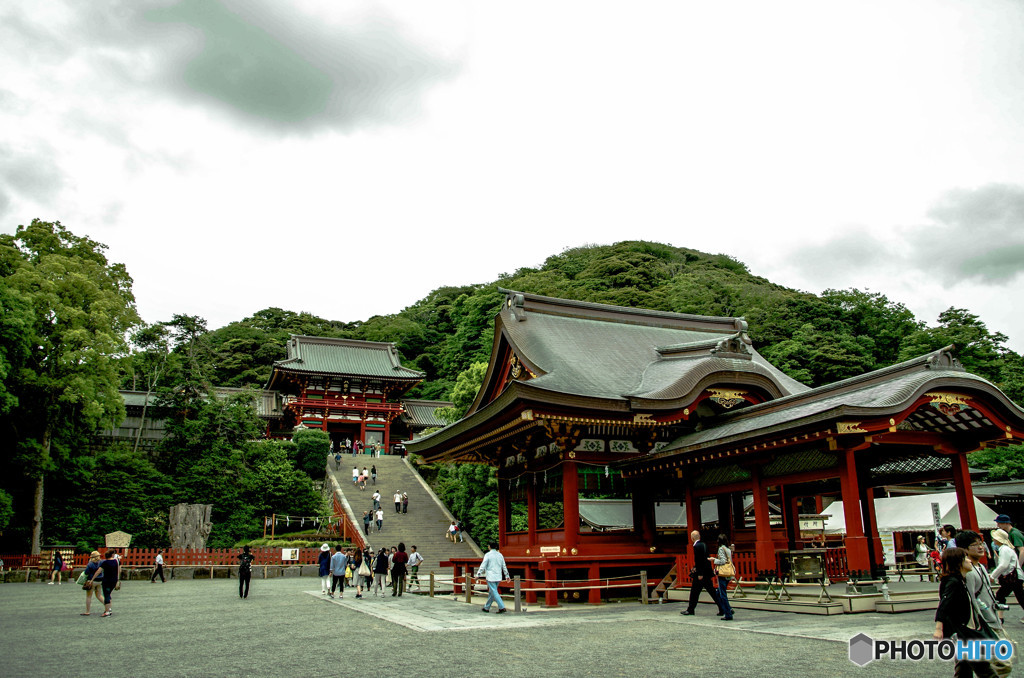 八幡宮、上から見るか下から見るか