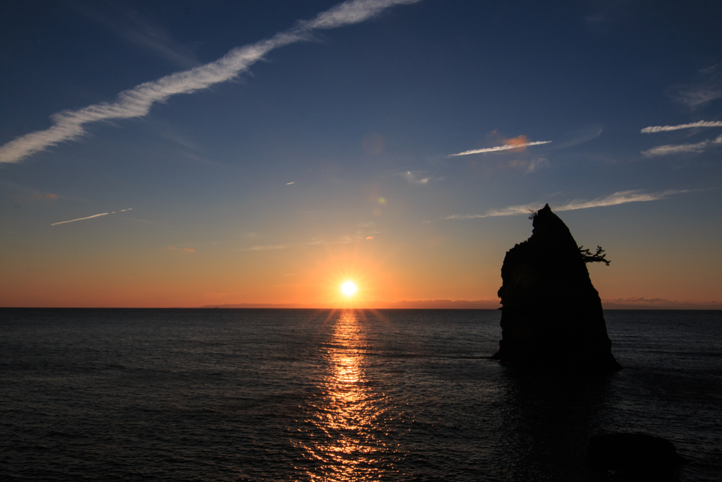 立岩夕景