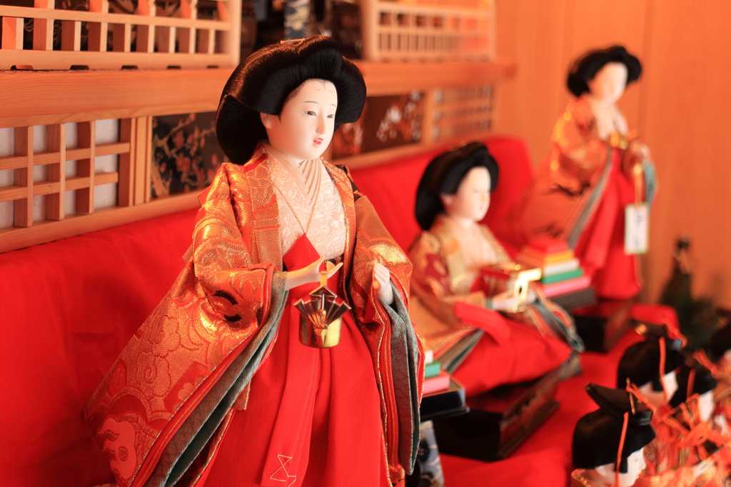 三人官女