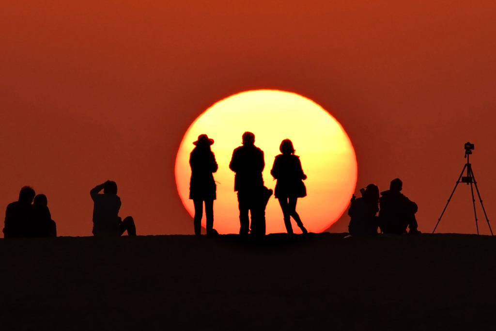 夕陽の丘の人々