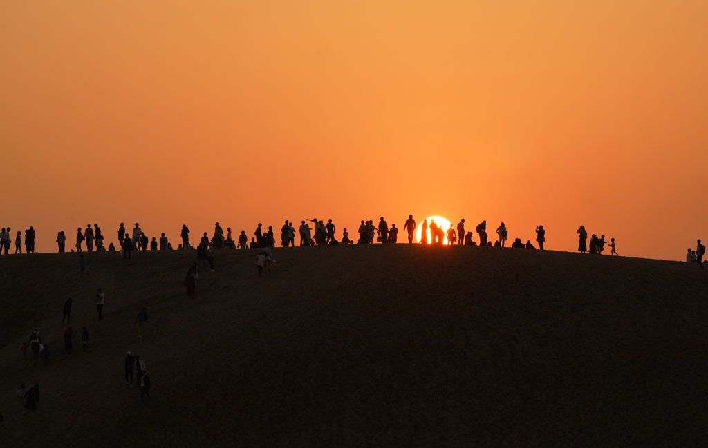 夕陽の丘の人々
