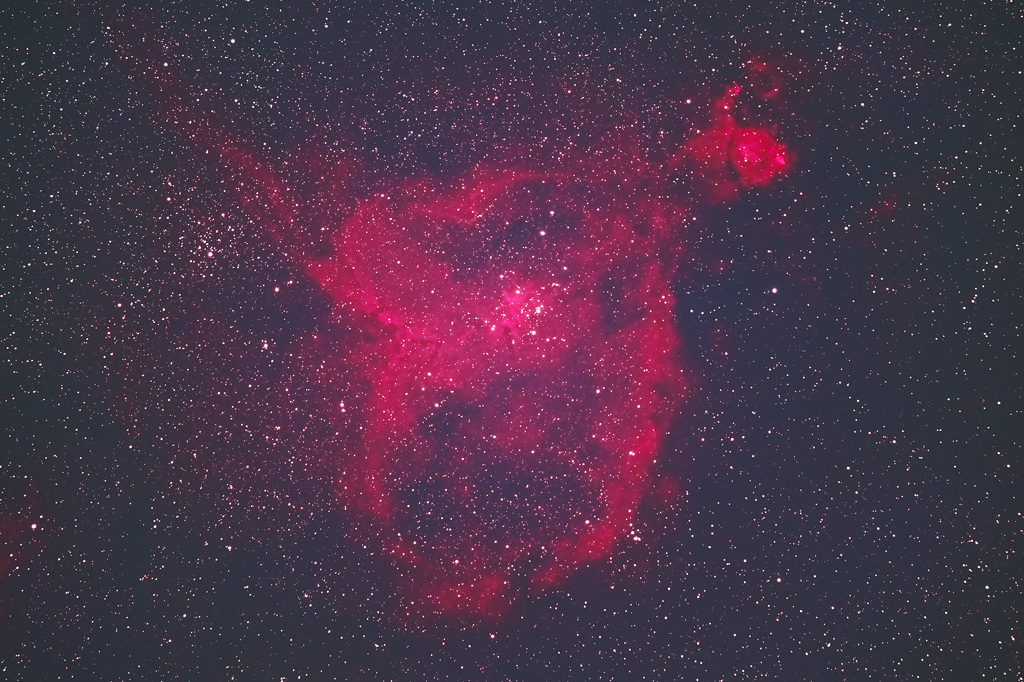 ハート星雲 IC1805
