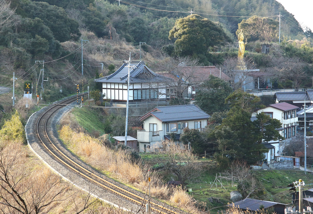 大宝寺と黄金仏