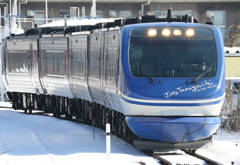 スーパーはくと