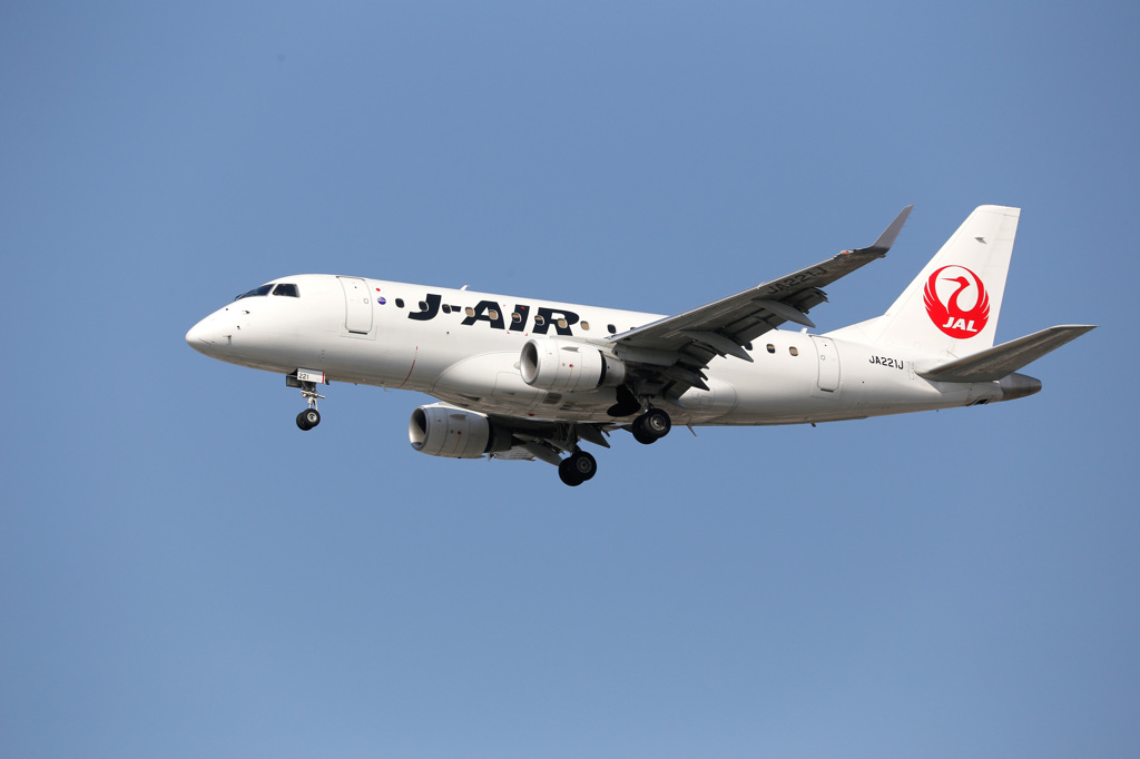 伊丹空港飛来機リスト J-AIR